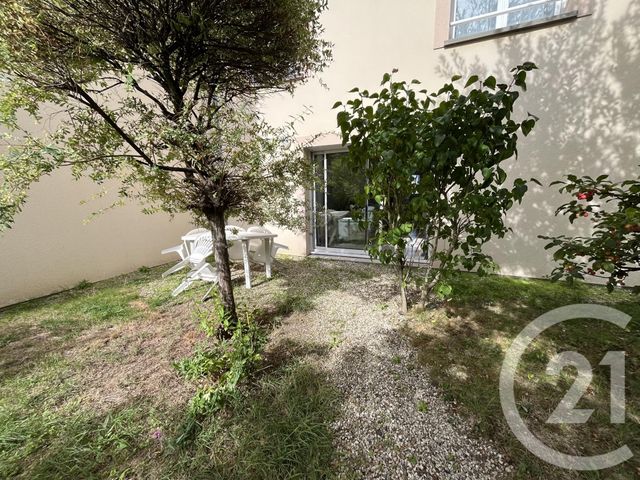 Appartement F3 à louer - 3 pièces - 76.64 m2 - GRANVILLE - 50 - BASSE-NORMANDIE - Century 21 Royer Immo