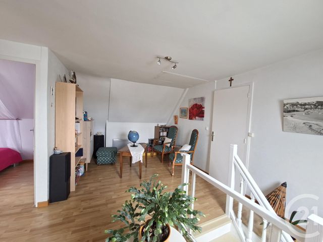 maison à vendre - 7 pièces - 102.75 m2 - ST PAIR SUR MER - 50 - BASSE-NORMANDIE - Century 21 Royer Immo