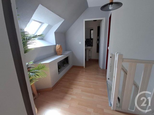 maison à vendre - 4 pièces - 76.8 m2 - JULLOUVILLE - 50 - BASSE-NORMANDIE - Century 21 Royer Immo