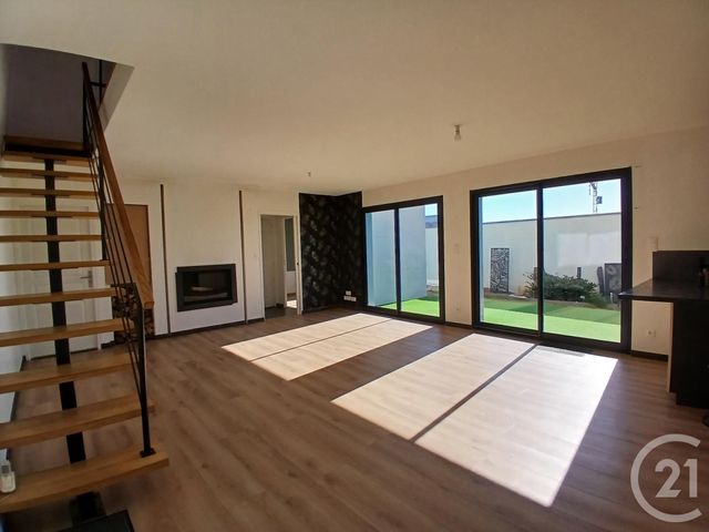 maison à vendre - 5 pièces - 126.0 m2 - DONVILLE LES BAINS - 50 - BASSE-NORMANDIE - Century 21 Royer Immo