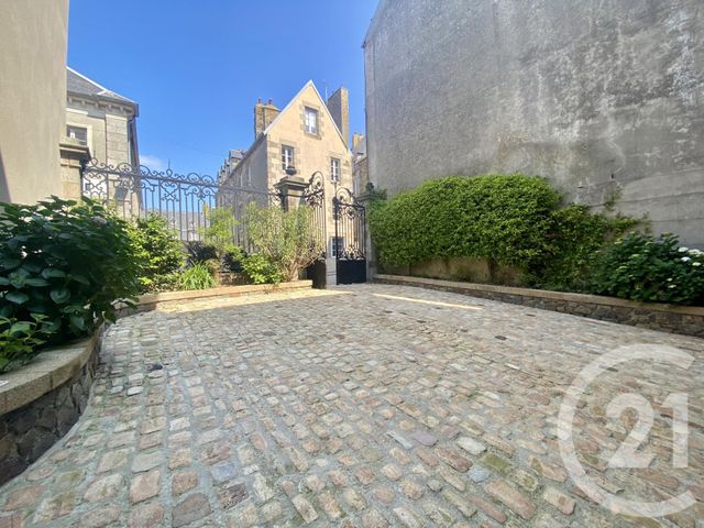 maison à vendre - 16 pièces - 746.45 m2 - GRANVILLE - 50 - BASSE-NORMANDIE - Century 21 Royer Immo