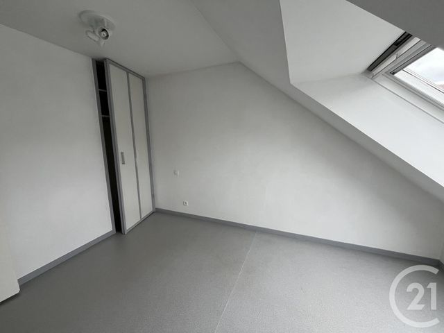 maison à louer - 4 pièces - 75.36 m2 - JULLOUVILLE - 50 - BASSE-NORMANDIE - Century 21 Royer Immo
