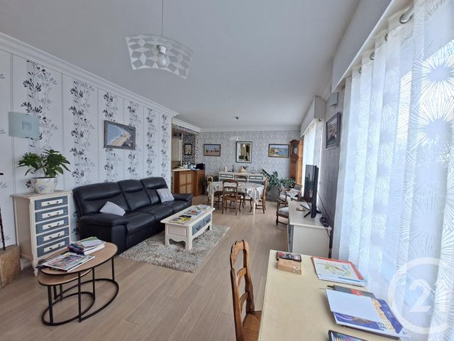 maison à vendre - 8 pièces - 191.0 m2 - ST PAIR SUR MER - 50 - BASSE-NORMANDIE - Century 21 Royer Immo