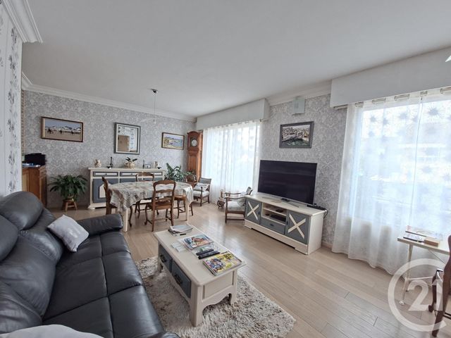 maison à vendre - 8 pièces - 191.0 m2 - ST PAIR SUR MER - 50 - BASSE-NORMANDIE - Century 21 Royer Immo